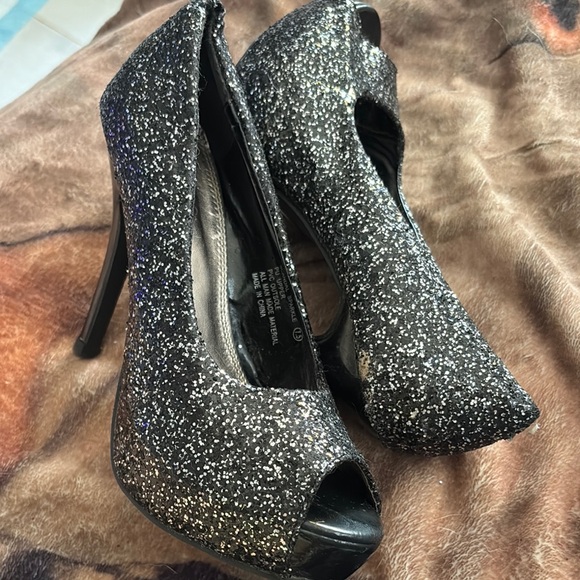 Shoes - Glamorous Black and Silver Glitter Stiletto Heels